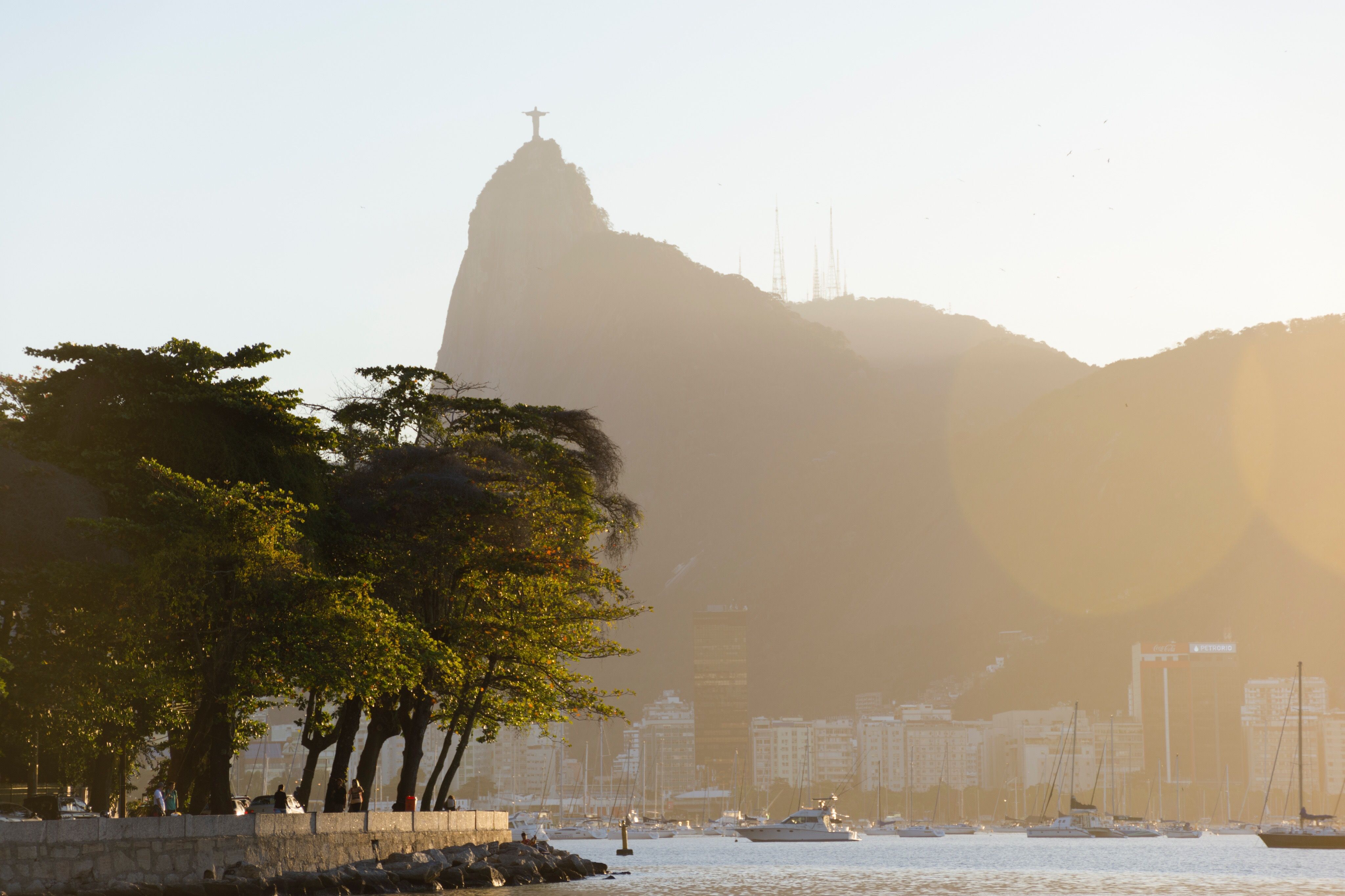 Cristo Redentor: O Majestoso Guardio do Rio de Janeiro